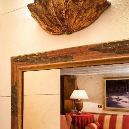 Biri Canal Charm Apartment Venice